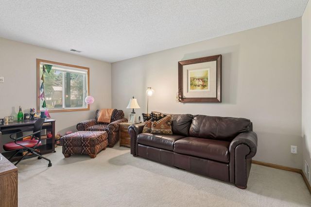 13323 Glenhaven Court, Apple Valley, MN 55124