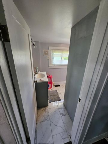 1905 Minnesota Avenue, Columbus, OH 43211