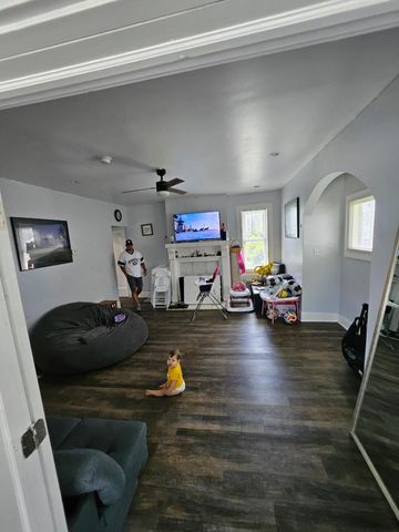 1905 Minnesota Avenue, Columbus, OH 43211
