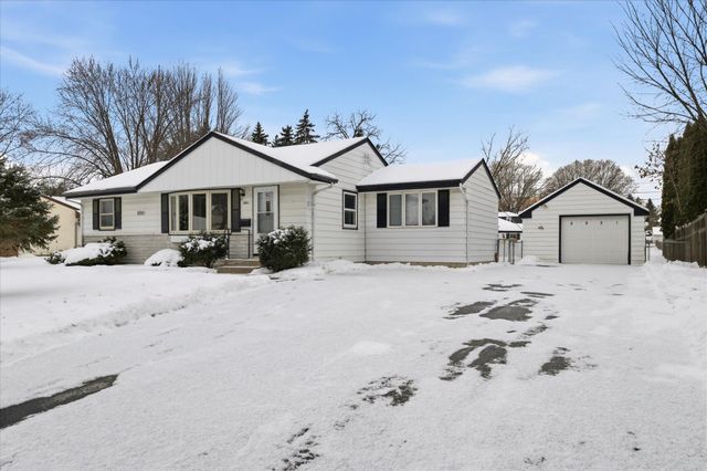 6951 Clay Avenue, Inver Grove Heights, MN 55076