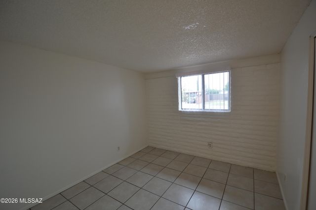 7730 E Fayette Street, Tucson, AZ 85730