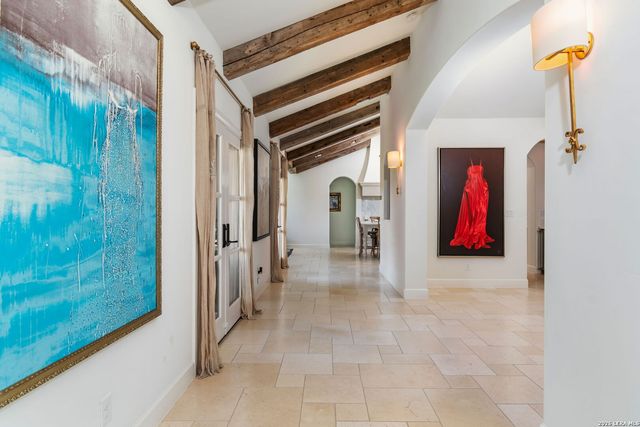 105 LODGE SPGS, Boerne, TX 78006