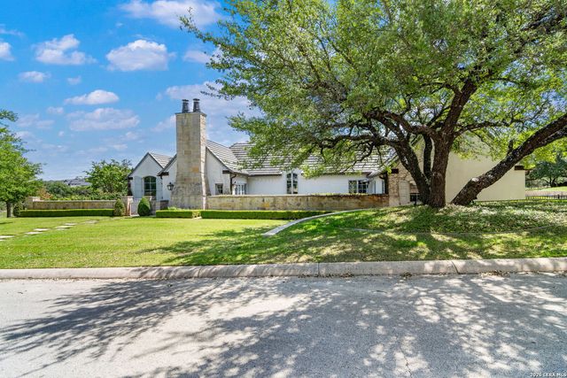 105 LODGE SPGS, Boerne, TX 78006
