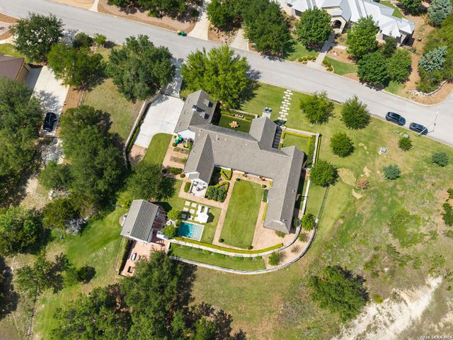 105 LODGE SPGS, Boerne, TX 78006
