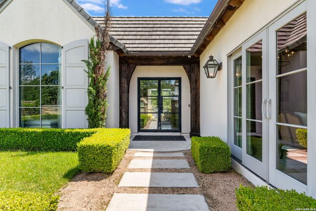 105 LODGE SPGS, Boerne, TX 78006