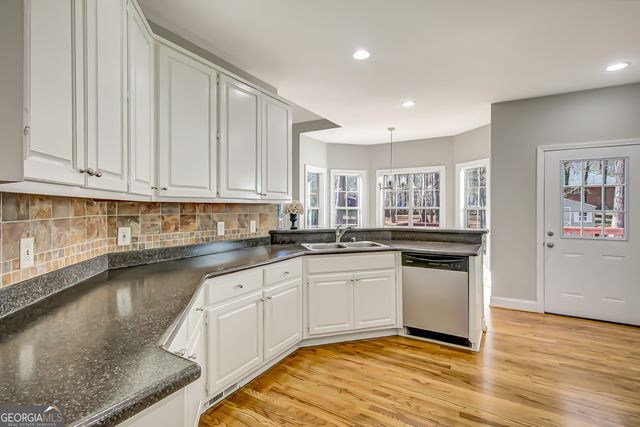 105 Jay Trail, Fayetteville, GA 30215