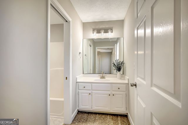 105 Jay Trail, Fayetteville, GA 30215