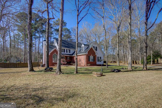 105 Jay Trail, Fayetteville, GA 30215