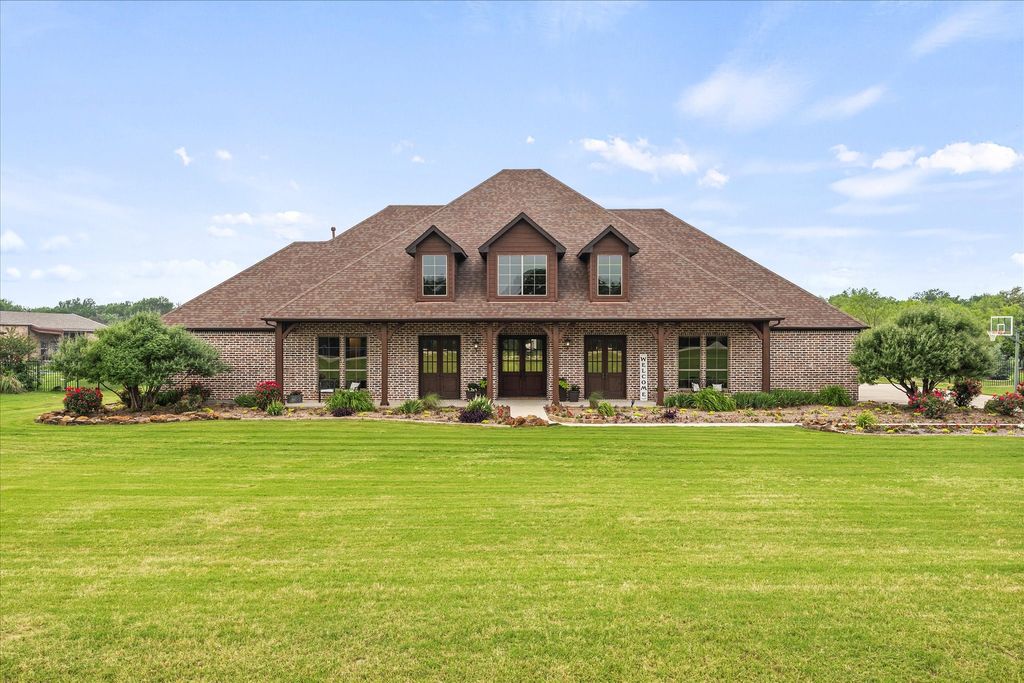 2035 Hodges Lake Drive, Rockwall, TX 75032