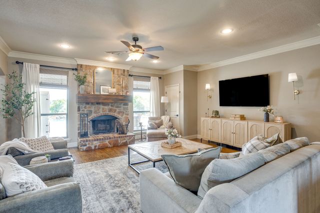155 Crooked Stick Lane, Aledo, TX 76008