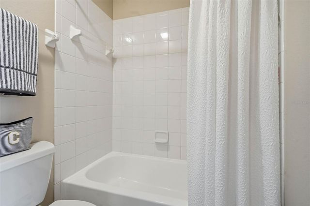 19150 DOVE CREEK DRIVE, Tampa, FL 33647