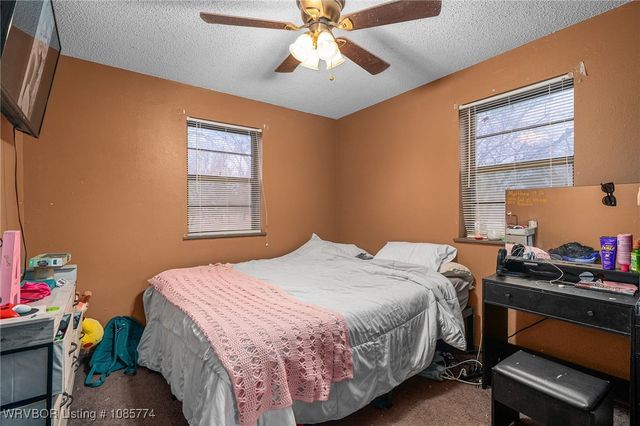 1701 N 5th Street, Paris, AR 72855