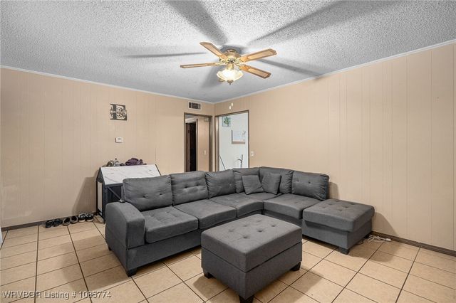 1701 N 5th Street, Paris, AR 72855