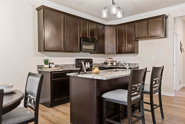 11825 Partridge Drive, Taylor, MI 48180