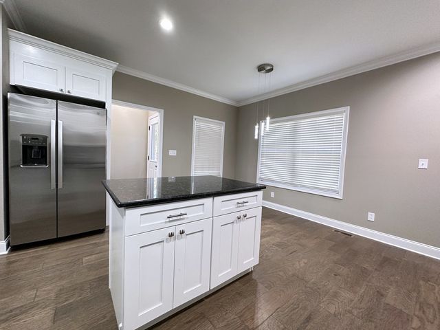 1282 Jostin Dr, Clarksville, TN 37040