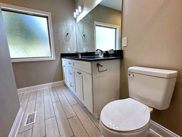 1282 Jostin Dr, Clarksville, TN 37040