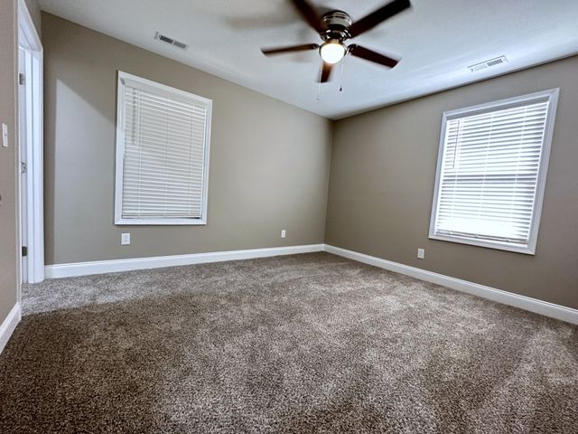1282 Jostin Dr, Clarksville, TN 37040