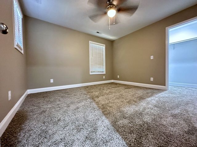 1282 Jostin Dr, Clarksville, TN 37040