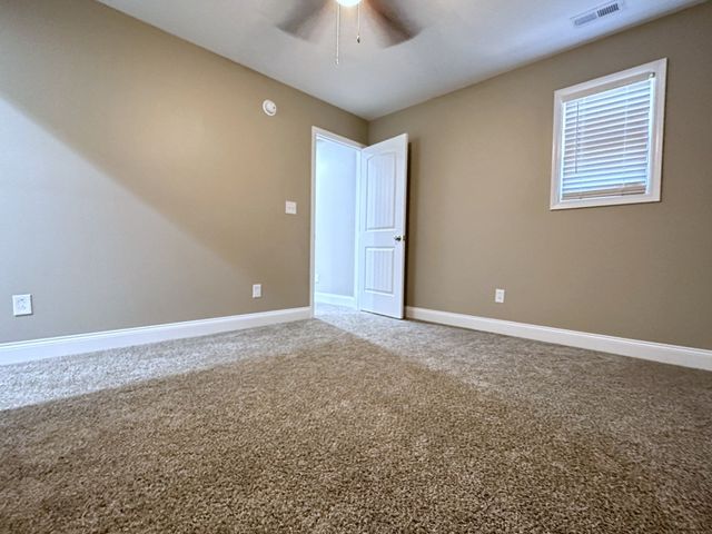 1282 Jostin Dr, Clarksville, TN 37040