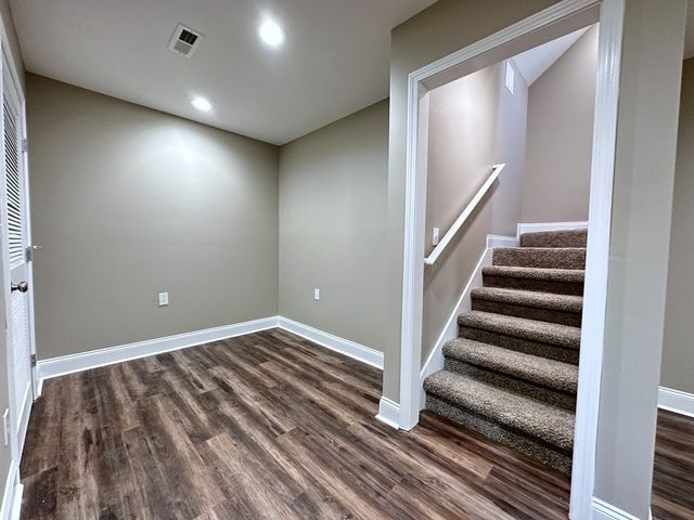 1282 Jostin Dr, Clarksville, TN 37040