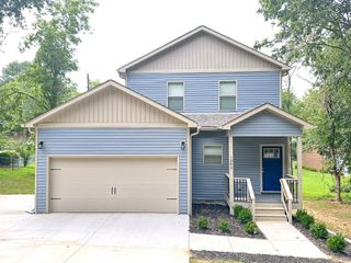 1282 Jostin Dr, Clarksville, TN 37040