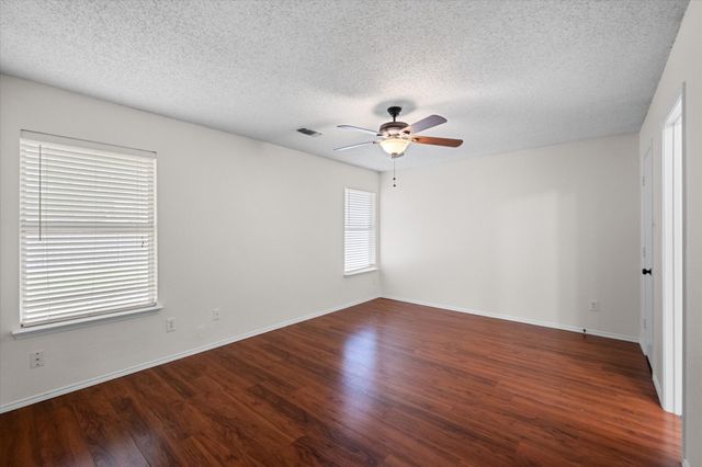 1124 Margie Street, Burleson, TX 76028