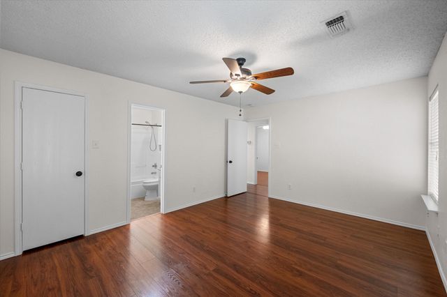 1124 Margie Street, Burleson, TX 76028