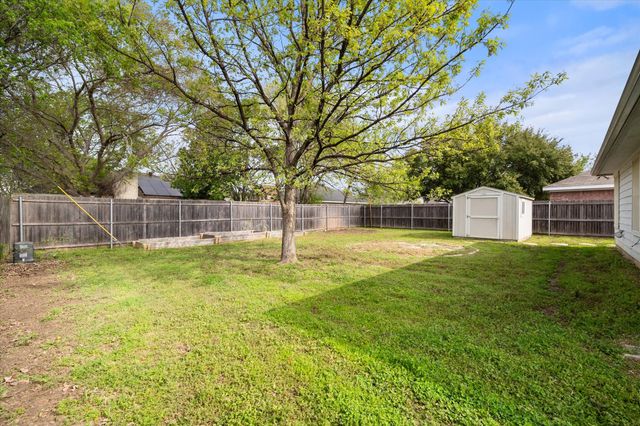1124 Margie Street, Burleson, TX 76028