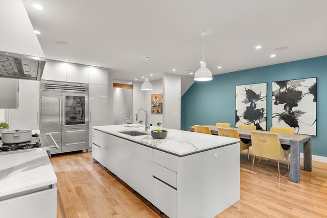 24 Sigourney St 2, Boston, MA 02130