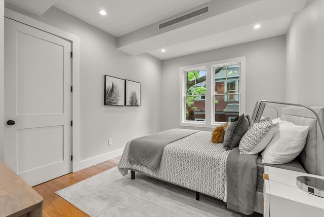 24 Sigourney St 2, Boston, MA 02130