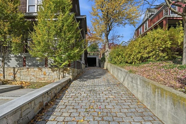 24 Sigourney St 2, Boston, MA 02130
