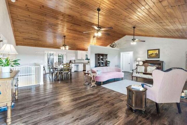 1535 Hughes Lake Road SE, Cleveland, TN 37323