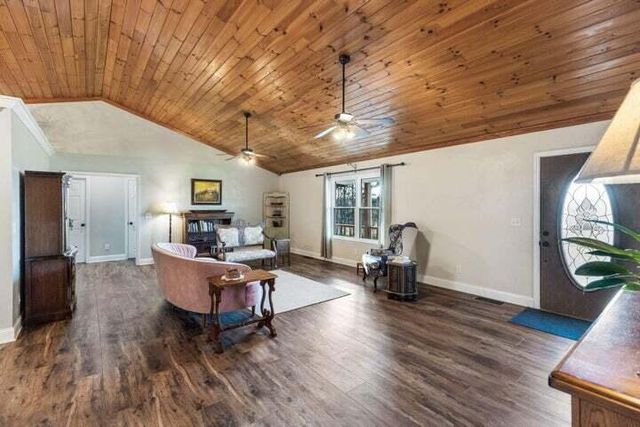 1535 Hughes Lake Road SE, Cleveland, TN 37323