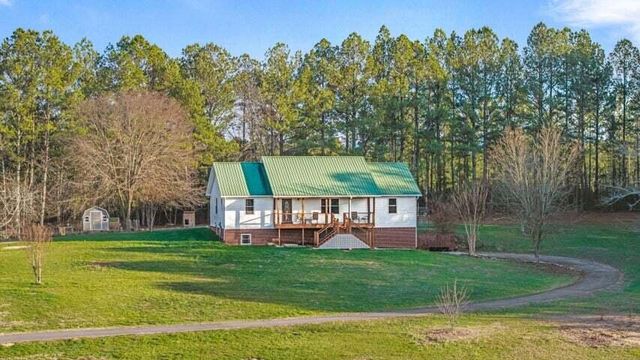 1535 Hughes Lake Road SE, Cleveland, TN 37323