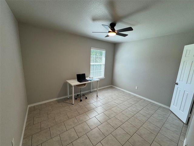 600 S Hattie Street B, Terrell, TX 75160