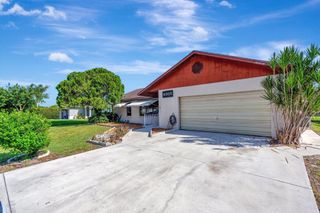8305 SE Boxwood Lane, Hobe Sound, FL 33455