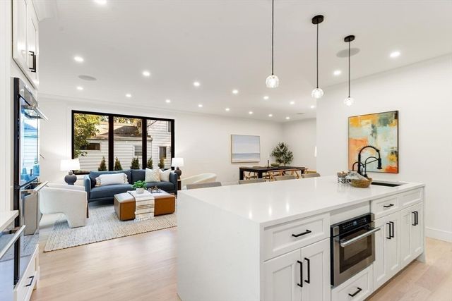 863 Main Street, Reading, MA 01867