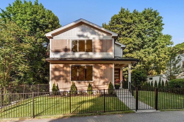 863 Main Street, Reading, MA 01867