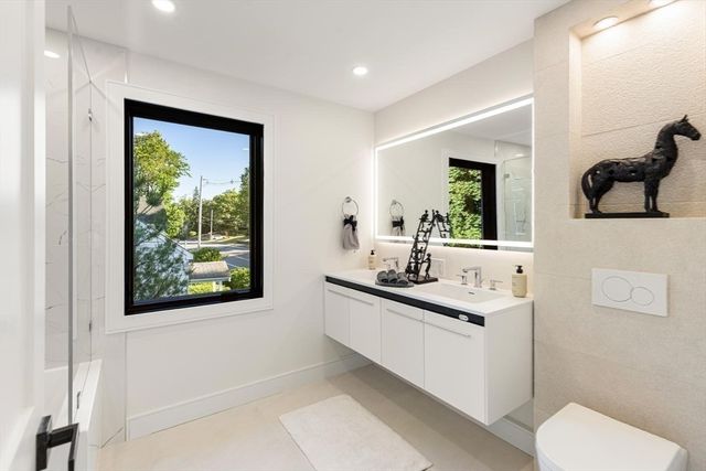 863 Main Street, Reading, MA 01867