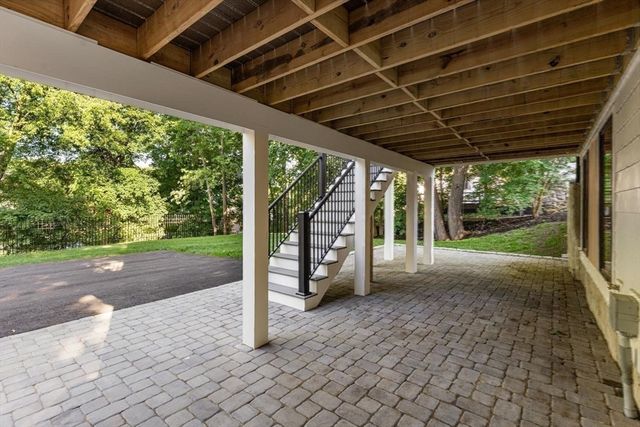 863 Main Street, Reading, MA 01867