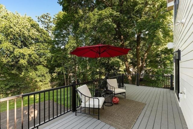 863 Main Street, Reading, MA 01867