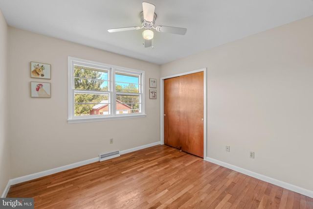 6463 KABLETOWN RD, Charles Town, WV 25414