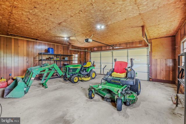 6463 KABLETOWN RD, Charles Town, WV 25414