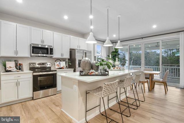 8055 MCKAY ST, Bealeton, VA 22712