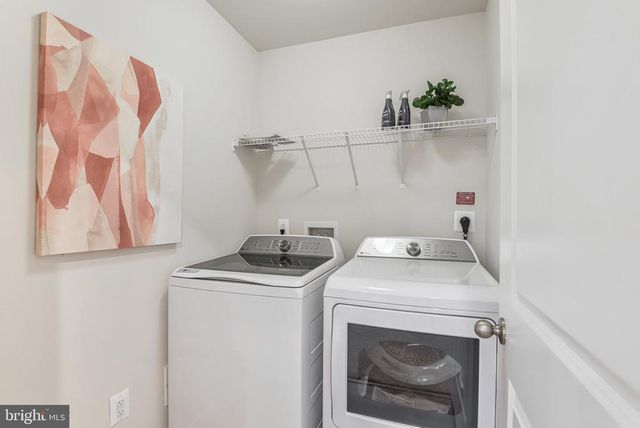 8055 MCKAY ST, Bealeton, VA 22712