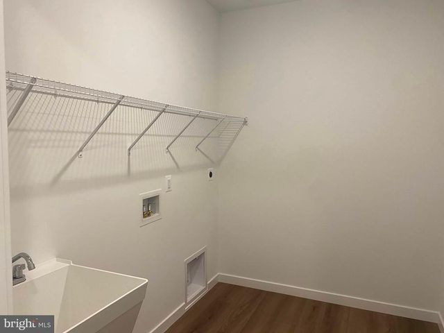 8055 MCKAY ST, Bealeton, VA 22712