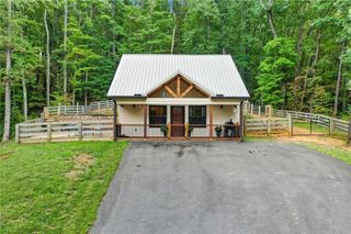 415 Woods Road, Talking Rock, GA 30175