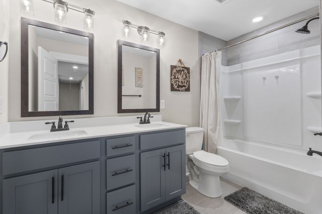 229 Kildeer Dr, Clarksville, TN 37040