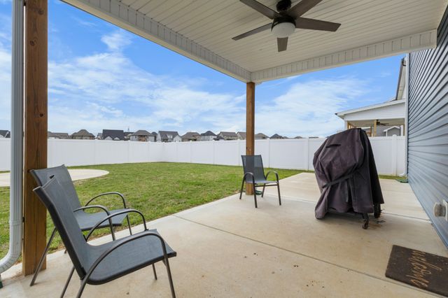 229 Kildeer Dr, Clarksville, TN 37040