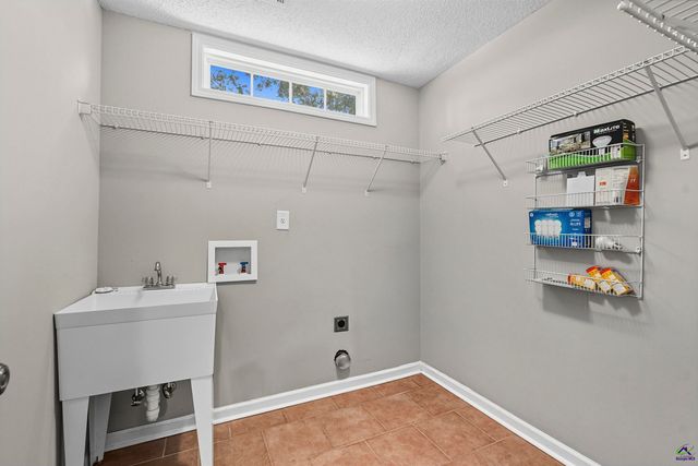 2006 Melrose Place, Kathleen, GA 31047